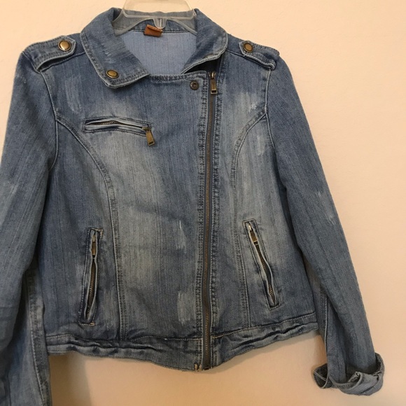 Jean Jacket - Picture 4 of 6